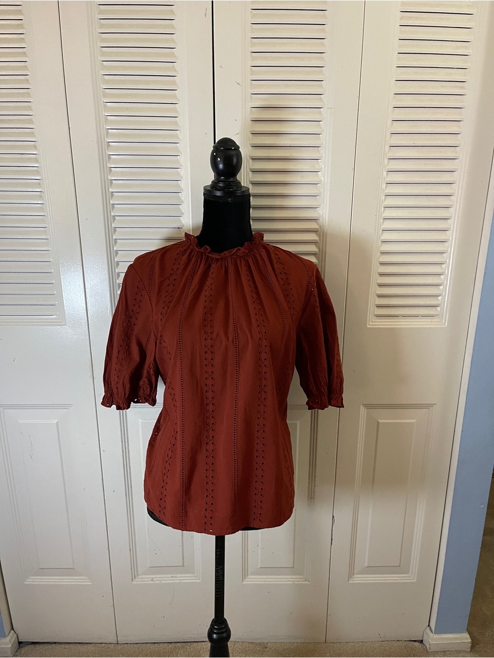 Women's Rust Eyelet Top